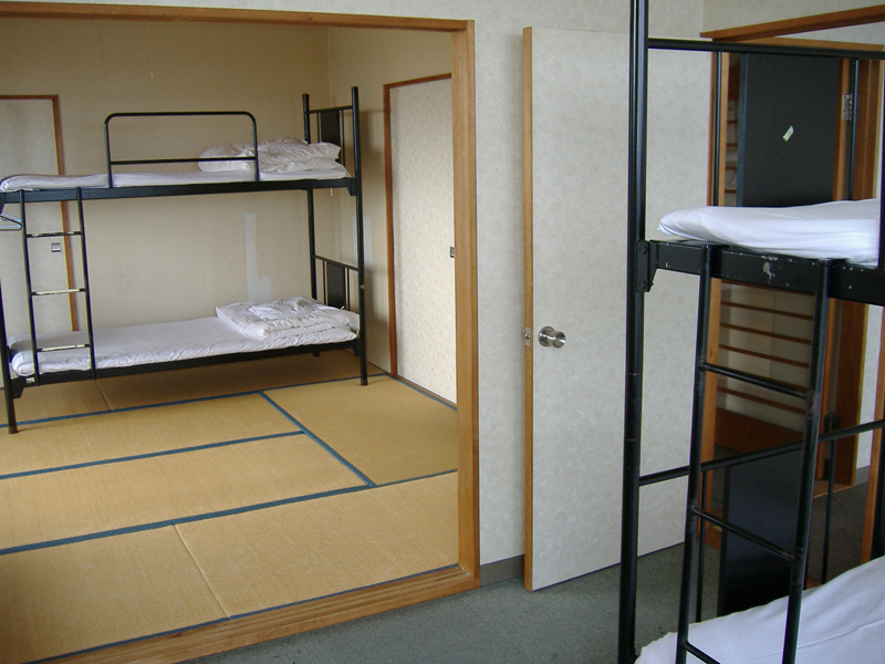 学校寮本館(男性専用)の宿泊施設写真03